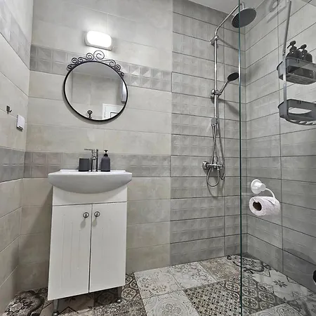 Marea Apartment *